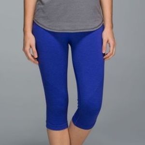 Hurley with Nike Dry Dri Fit Bright Blue Athletic Yoga Crop Capri Pants Large